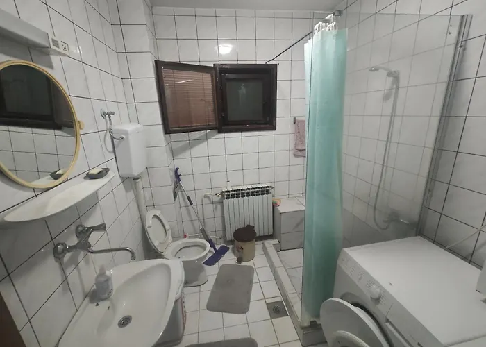 Prenociste Dika Quarto em Acomodações Particulares Višegrad